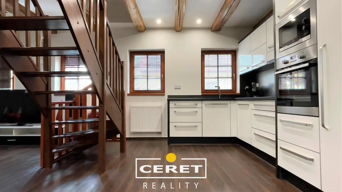 Prodej komerčního prostoru 139 m², Nákladní · Žatec