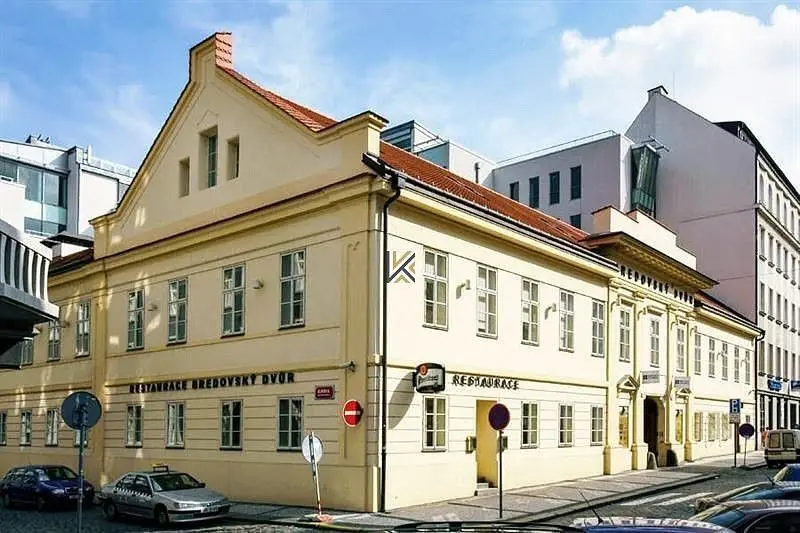 Pronájem komerčního prostoru 300 m², Olivova · Nové Město