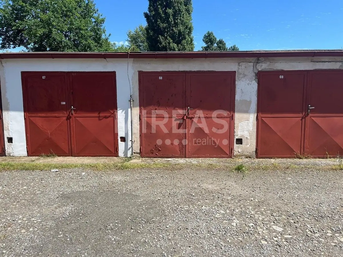 Pronájem nemovitosti 17 m², Poděbrady