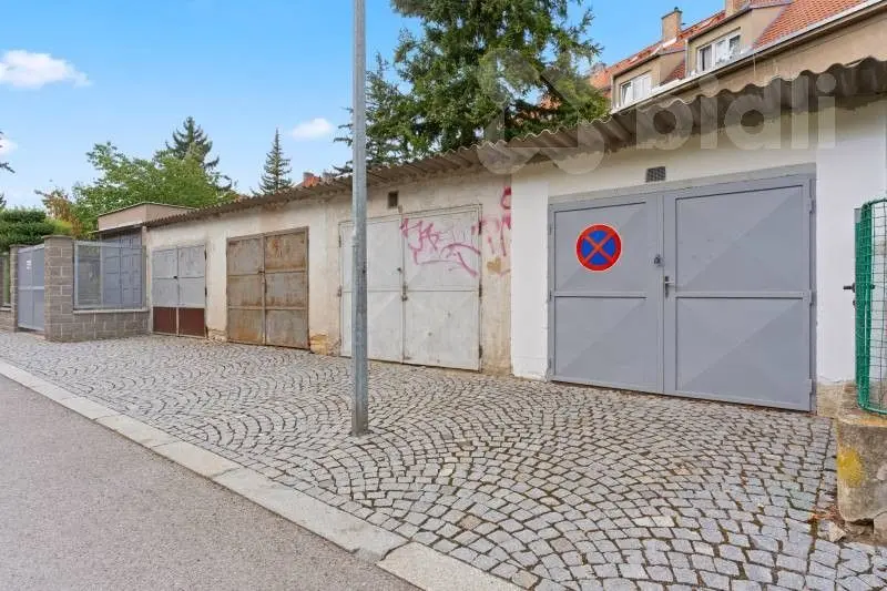 Prodej nemovitosti 27 m², U druhé baterie · Břevnov