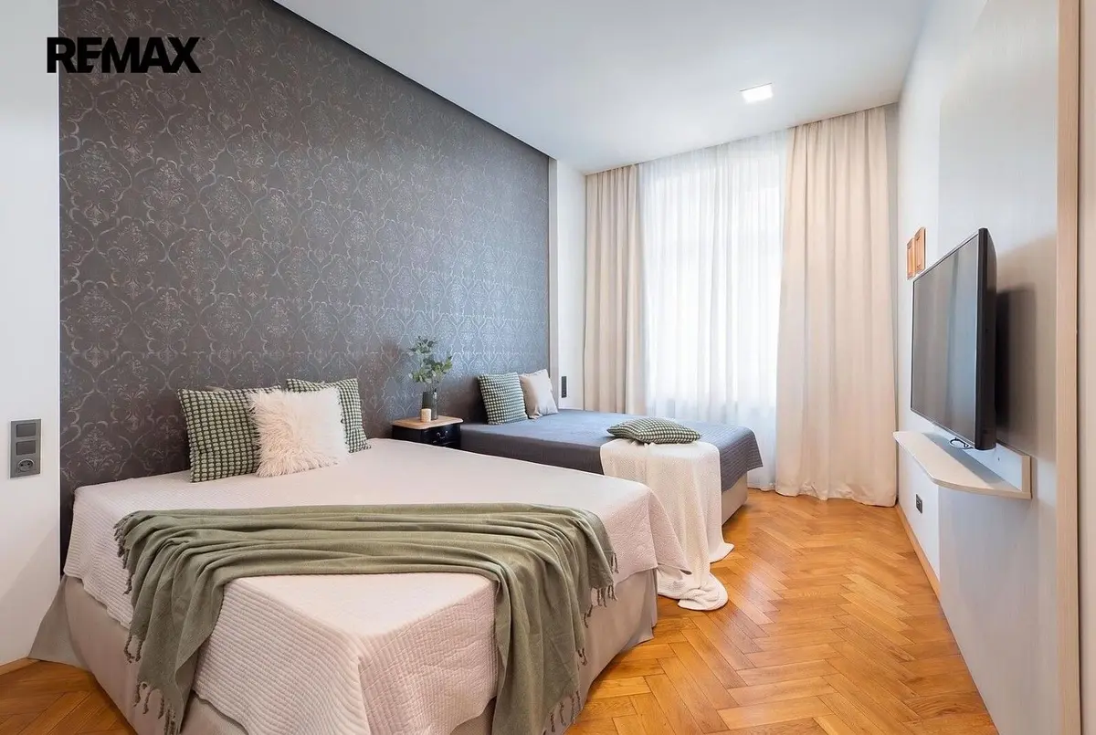 Prodej bytu 2+1 64 m², Ve Smečkách · Nové Město