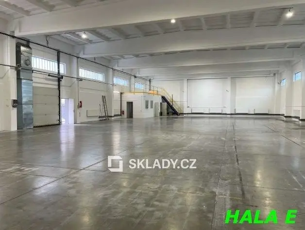Pronájem komerčního prostoru 1100 m², Ševcovská · Zlín - centrum · Zlín