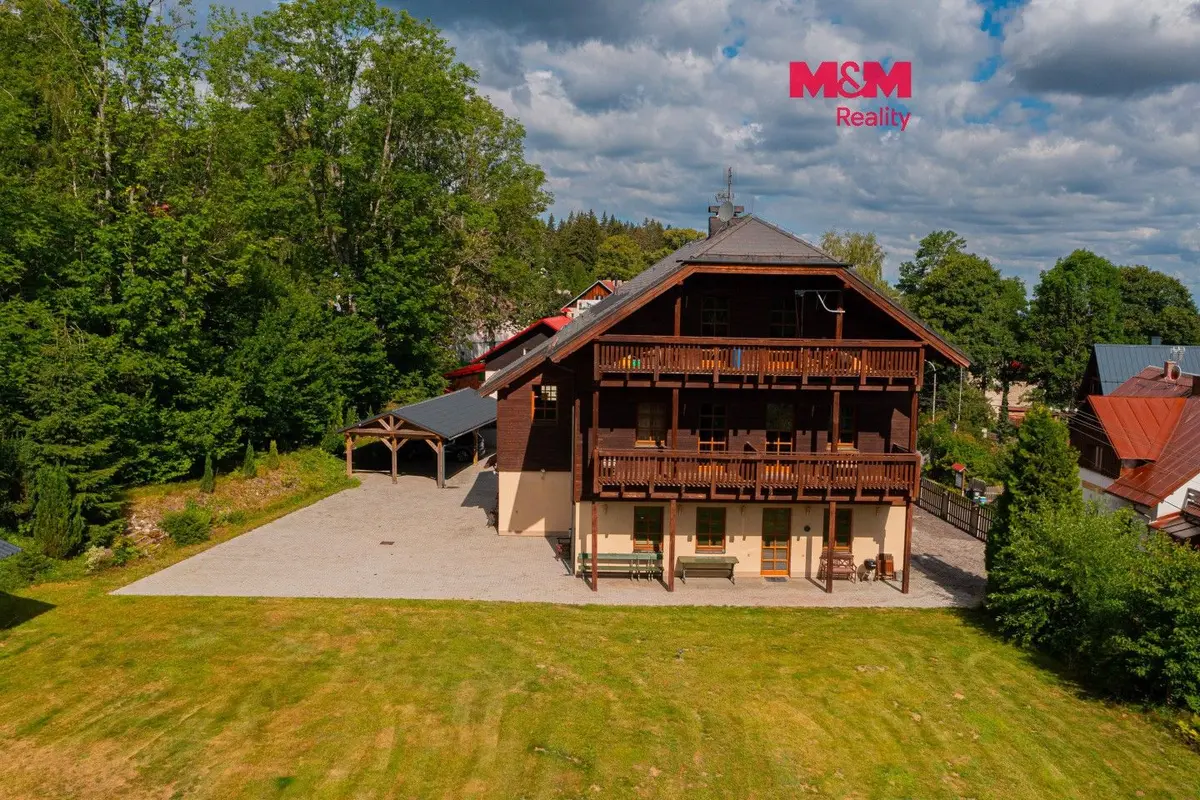 Prodej domu 910 m², Hojsova Stráž · Železná Ruda