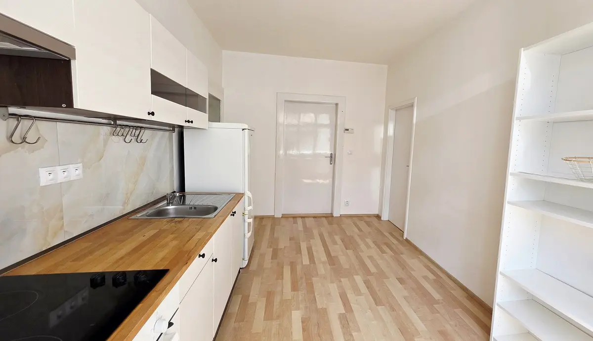 Pronájem bytu 3+1 80 m², Schwarzova · Plzeň