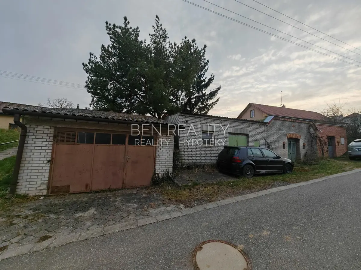 Prodej nemovitosti 360 m², Polešovice