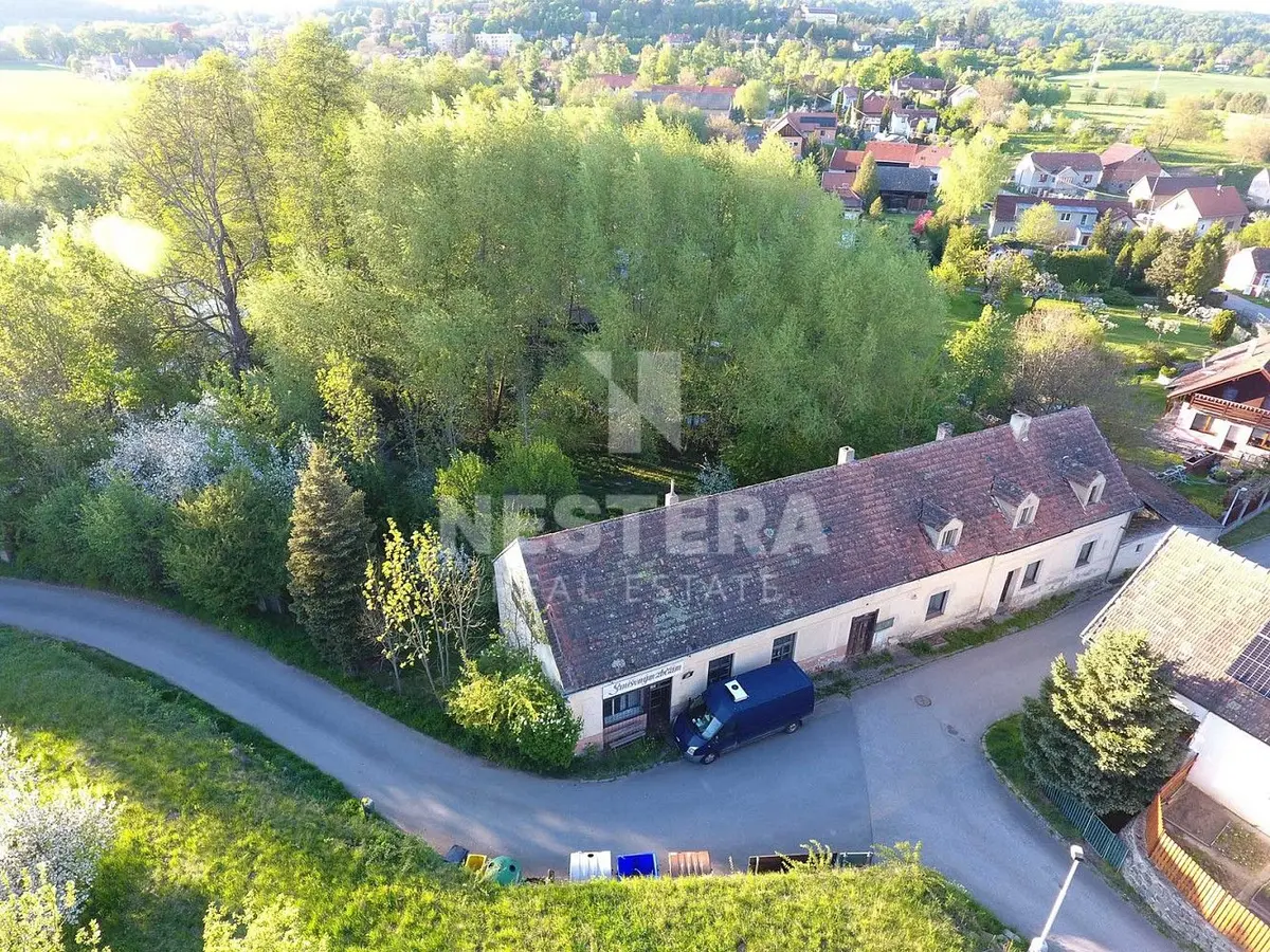 Prodej komerčního prostoru 650 m², Přestavlky u Slap · Slapy