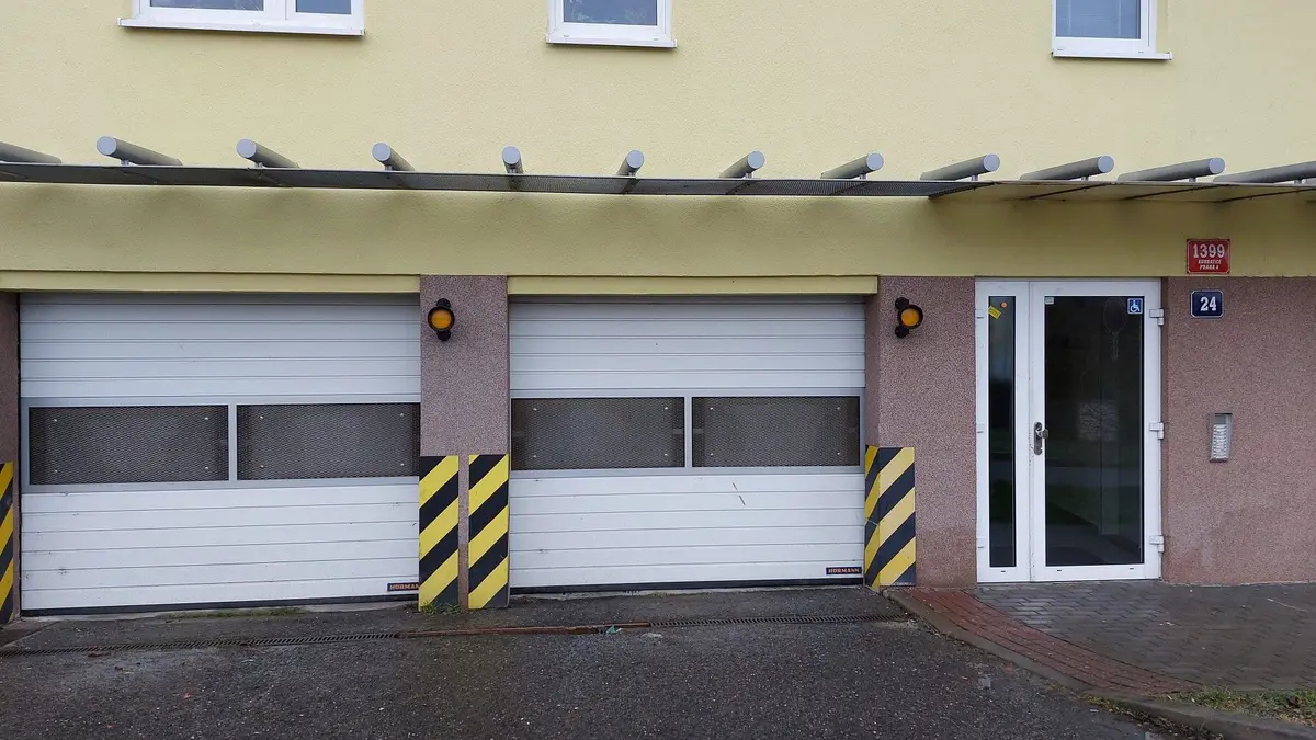 Prodej nemovitosti 12 m², Velké Kunratické · Kunratice