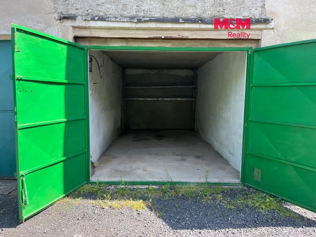 Prodej nemovitosti 18 m², Mánesova · Louny