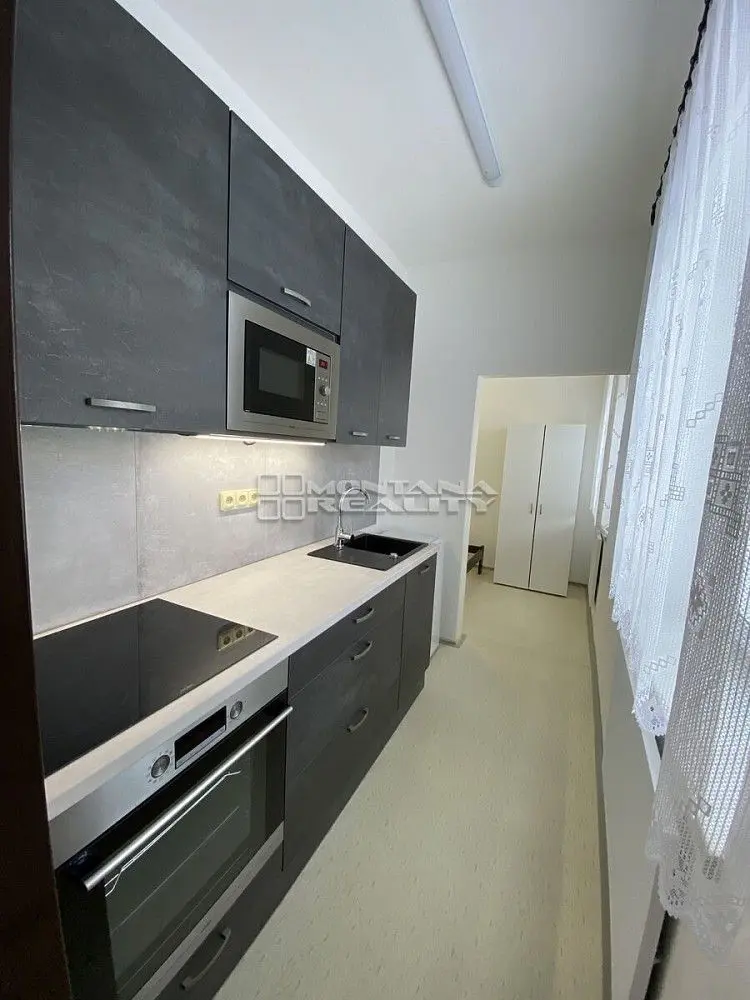 Prodej bytu 2+1 38 m², Šternberk