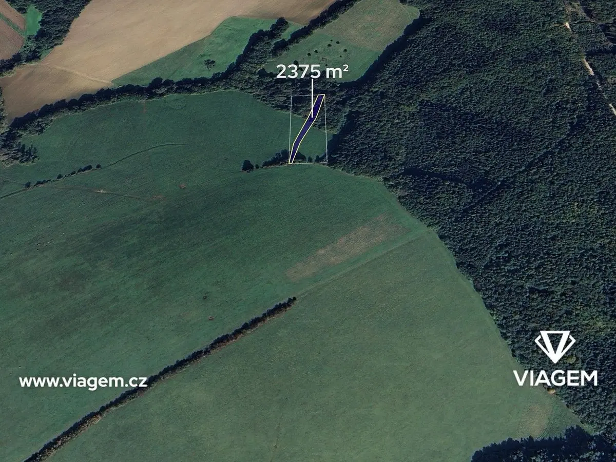 Prodej pozemku 2375 m², Strání