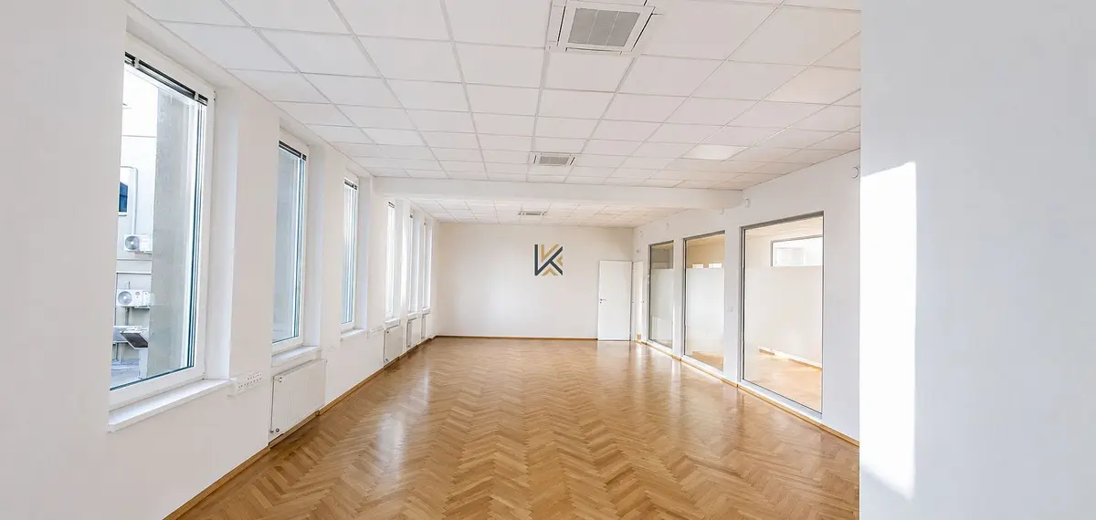 Pronájem komerčního prostoru 280 m², Rozkošného · Smíchov