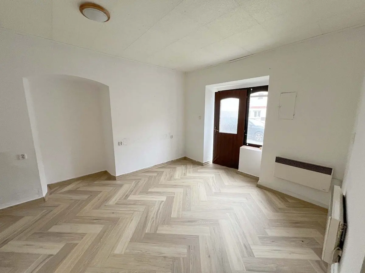 Pronájem komerčního prostoru 25 m², Havlíčkovo nám. · Přeštice