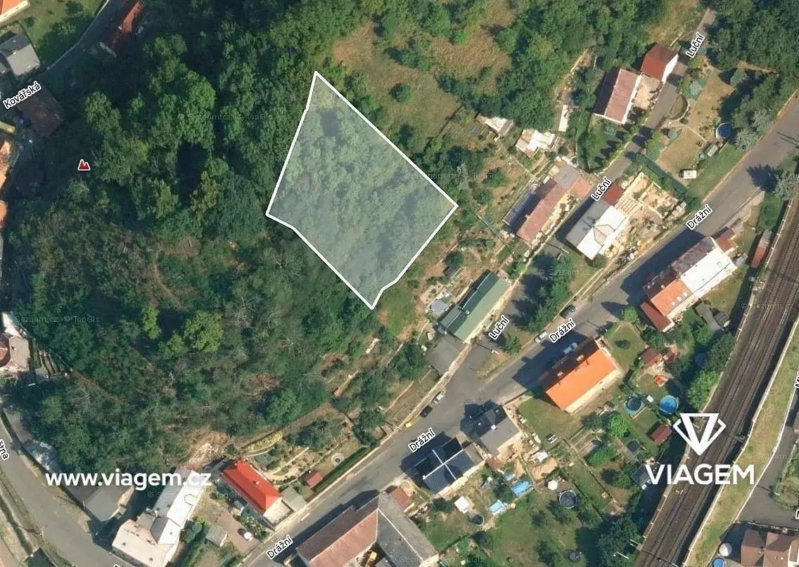 Prodej pozemku 762 m², Povrly