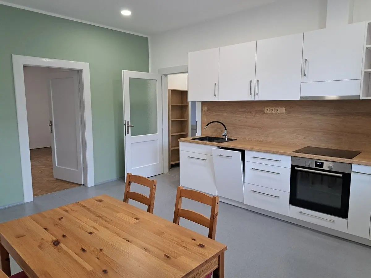 Pronájem bytu 2+1 72 m², Okružní · Kolín