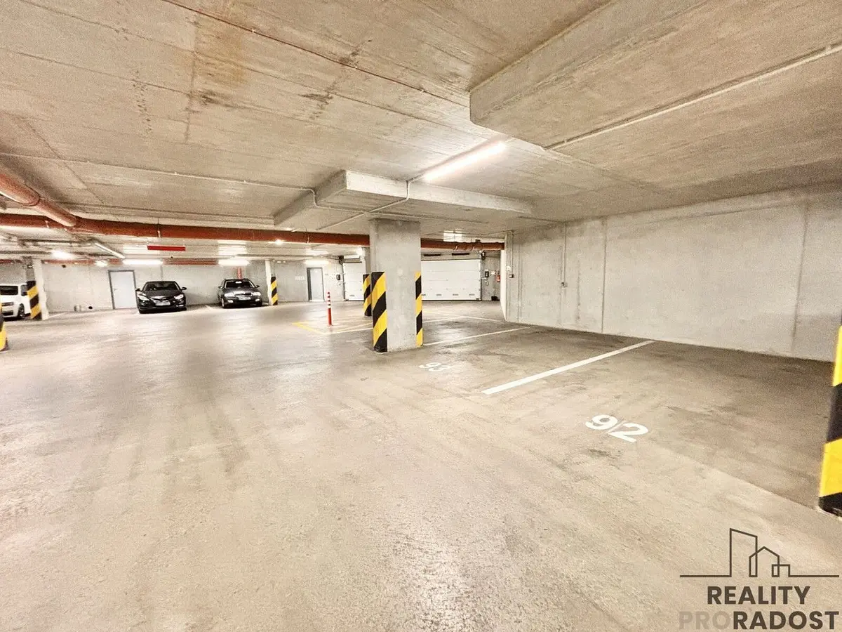 Pronájem nemovitosti 13 m², Neředín · Olomouc