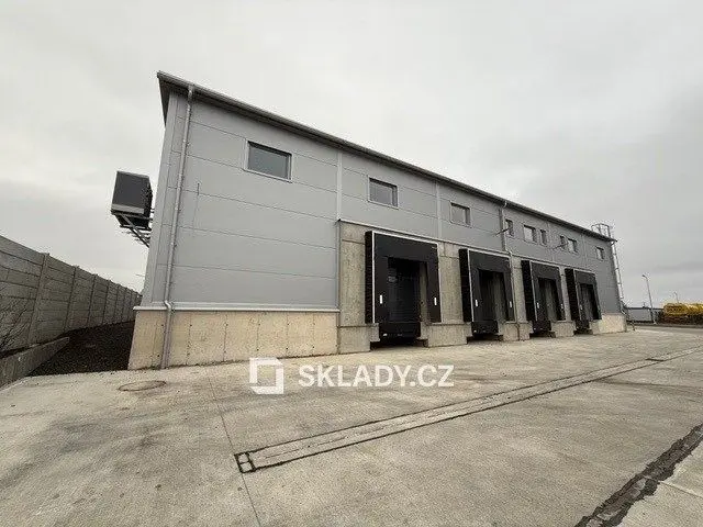 Pronájem komerčního prostoru 1168 m², Palackého náměstí · Hořovice