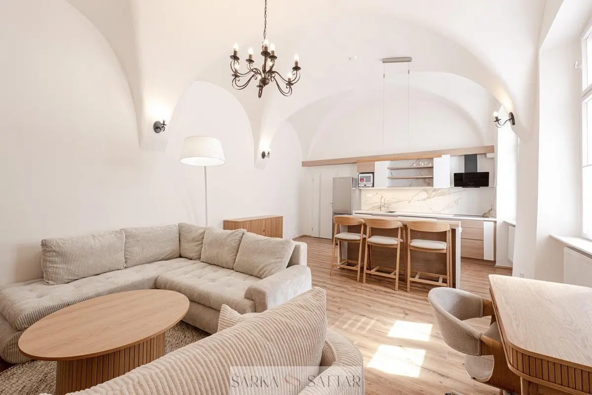 Pronájem bytu 2+kk 54 m², Anenská · Staré Město