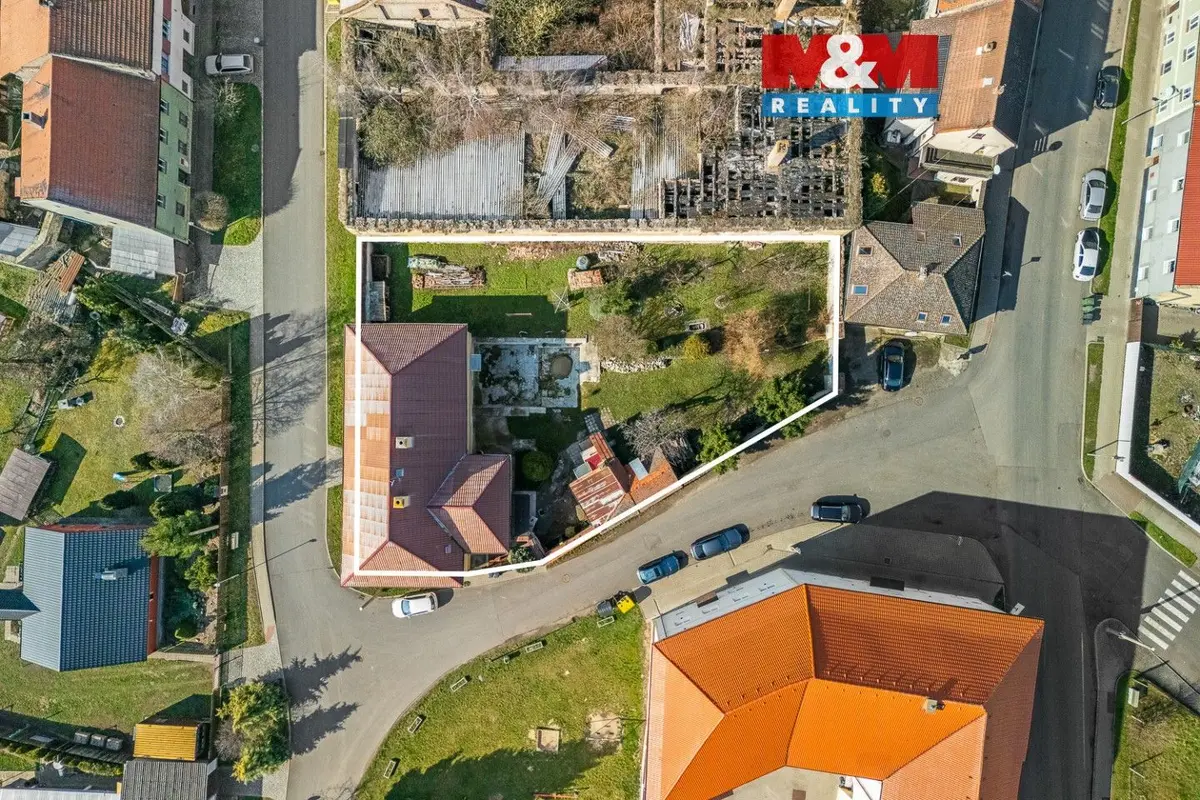 Prodej komerčního prostoru 230 m², Wolkerova · Postoloprty