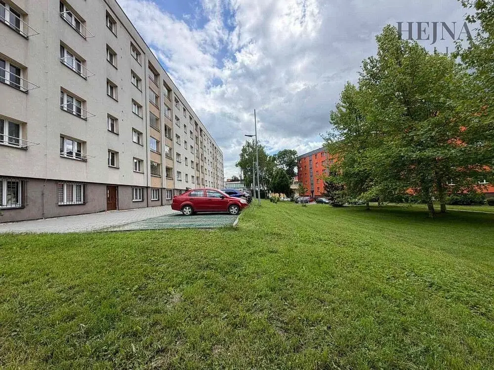Prodej bytu 2+1 56 m², Kosmonautů · Ráj · Karviná