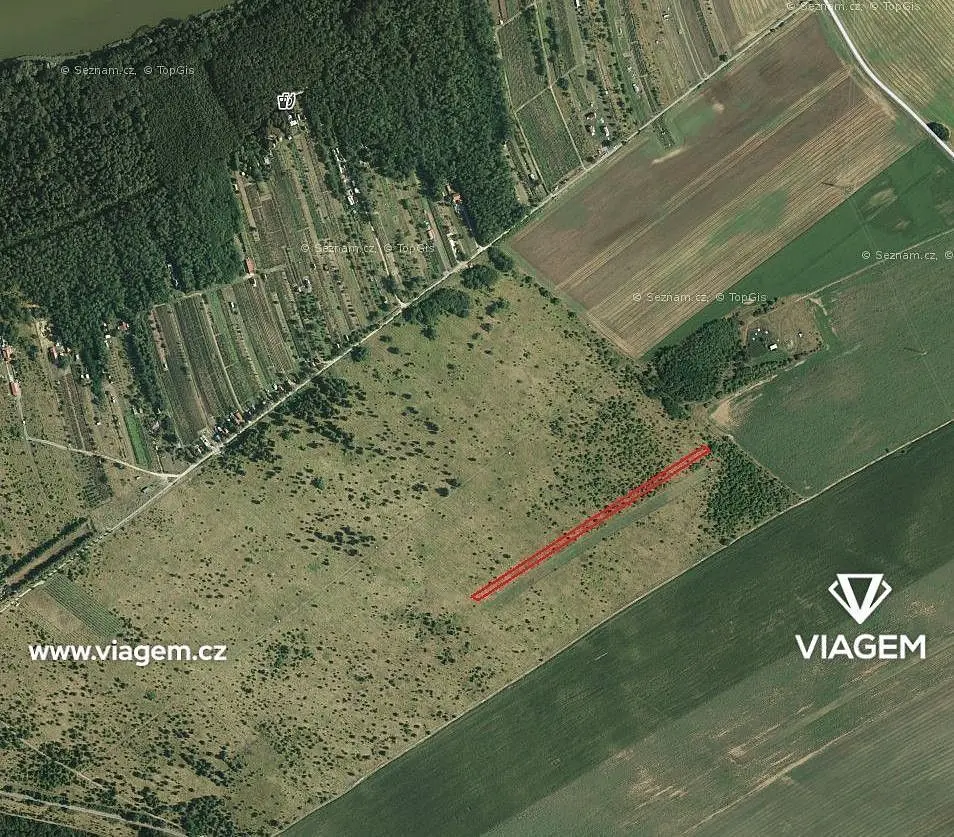 Prodej pozemku 1570 m², Charvátská Nová Ves · Břeclav