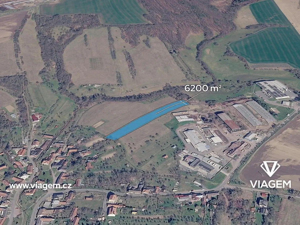 Prodej pozemku 3875 m², Dobrkovice