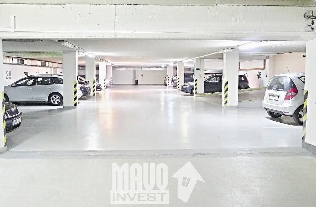 Pronájem nemovitosti 11 m², Sokolovská · Vysočany