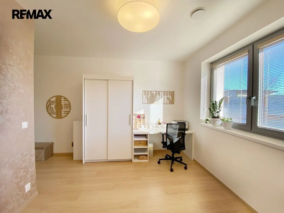 Pronájem komerčního prostoru 20 m², Údolí · Sulice