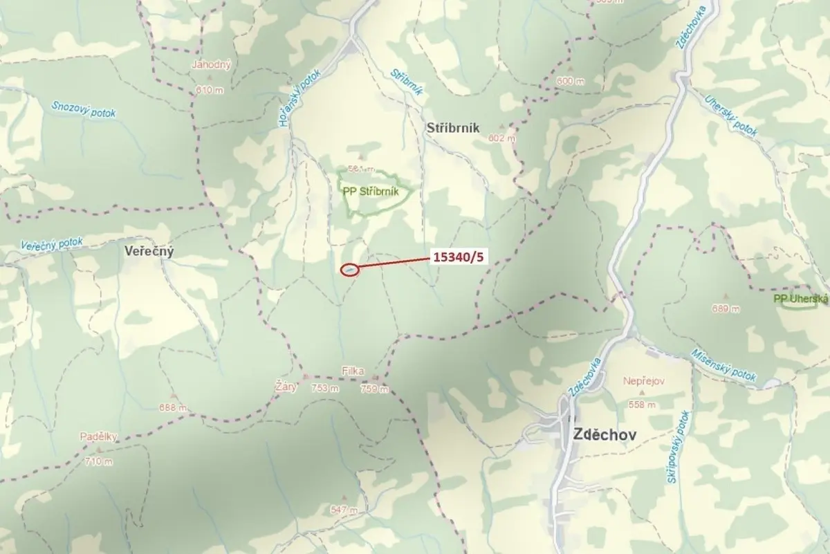 Prodej pozemku 312 m², Hovězí