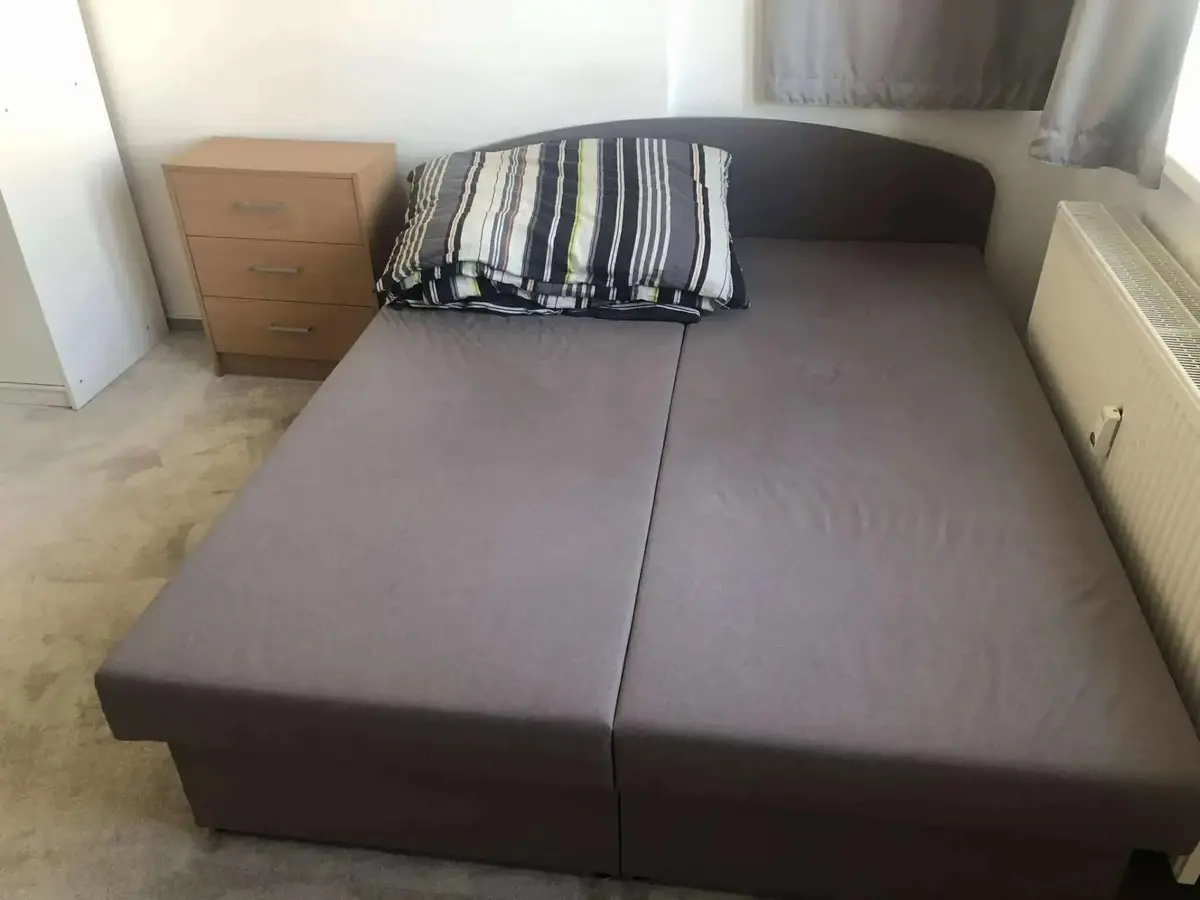 Pronájem bytu 5+kk 100 m², Černokostelecká · Strašnice