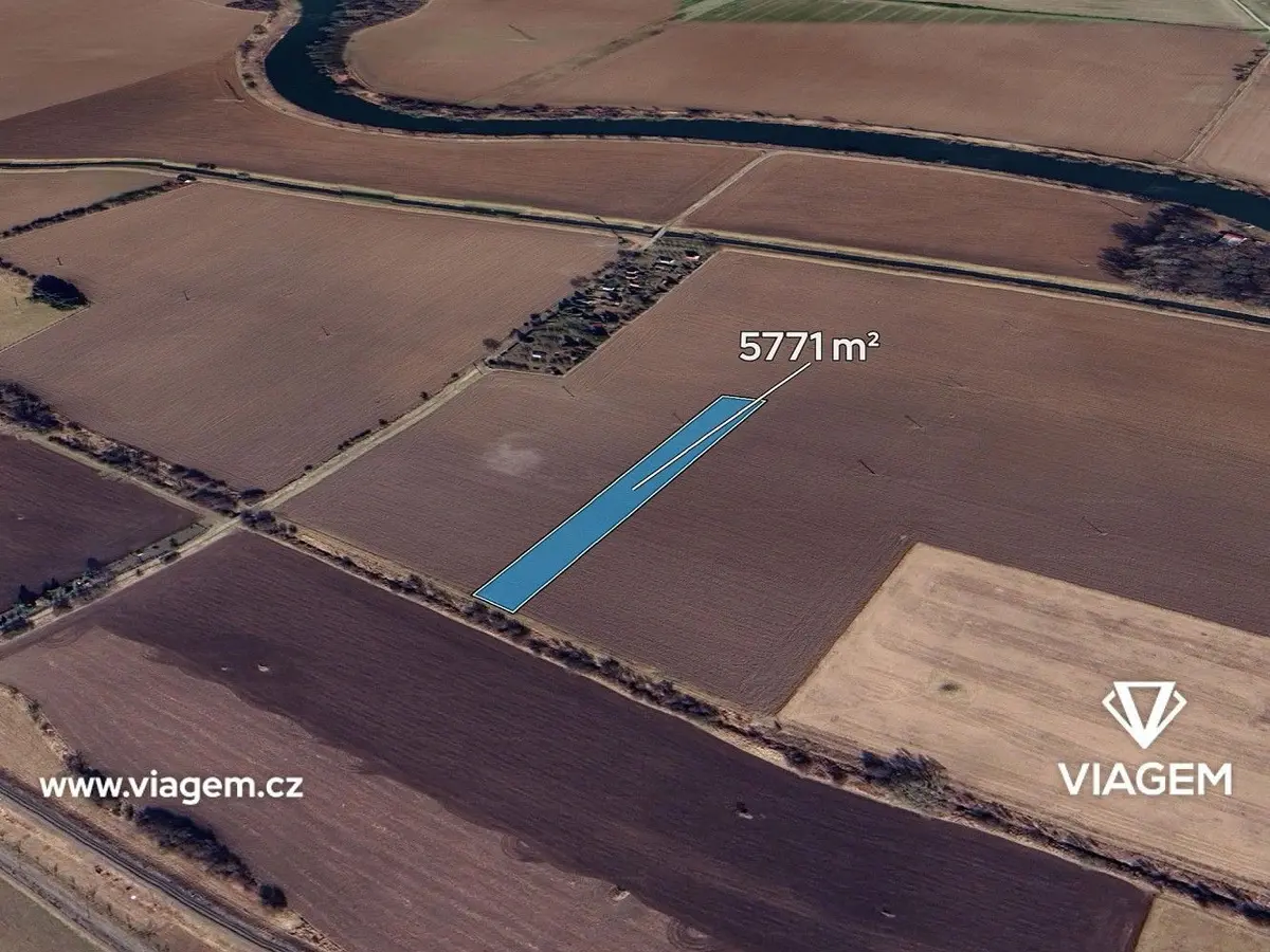 Prodej pozemku 2885 m², Hradisko · Kroměříž