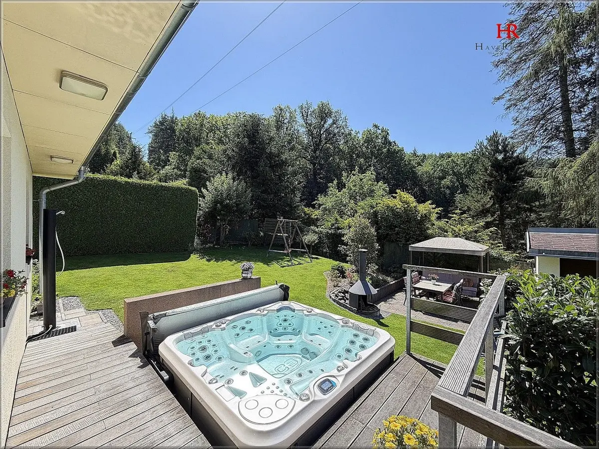 Prodej nemovitosti 71 m², Charvátova · Lštění