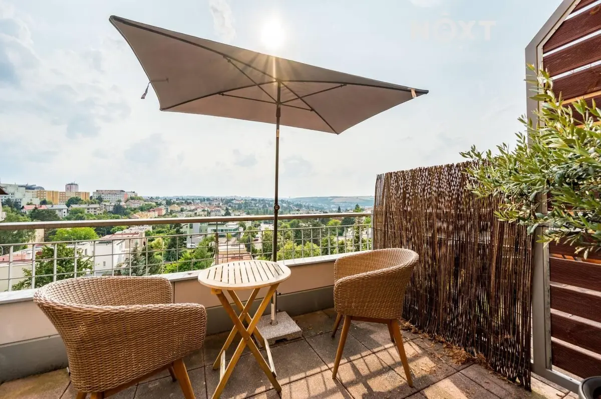 Prodej bytu 3+kk 104 m², Jeremenkova · Podolí