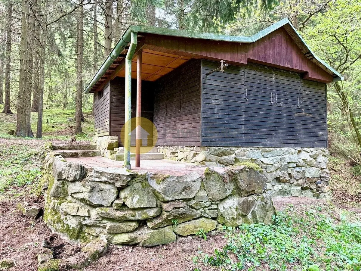 Pronájem nemovitosti 20 m², Smiradice · Sousedovice