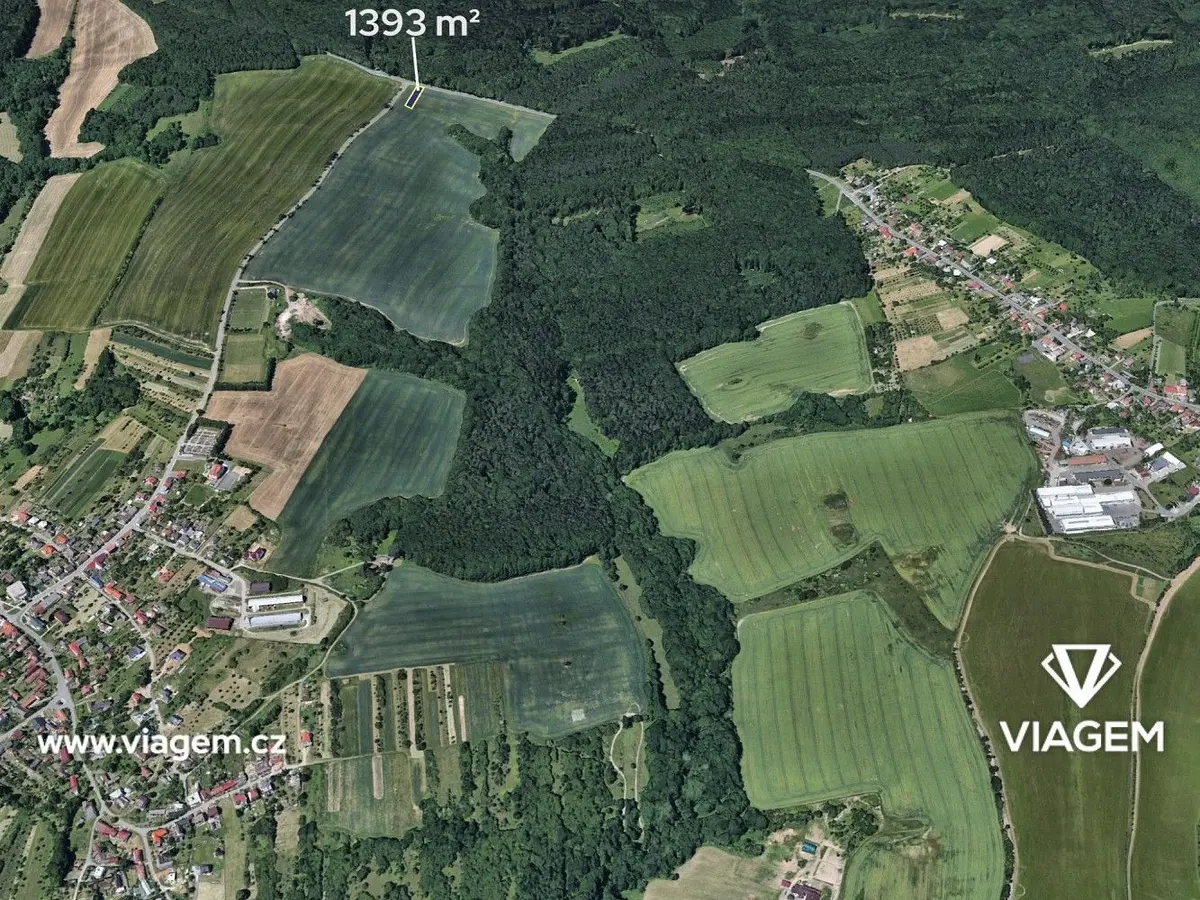 Prodej pozemku 956 m², Lhota u Zlína · Lhota