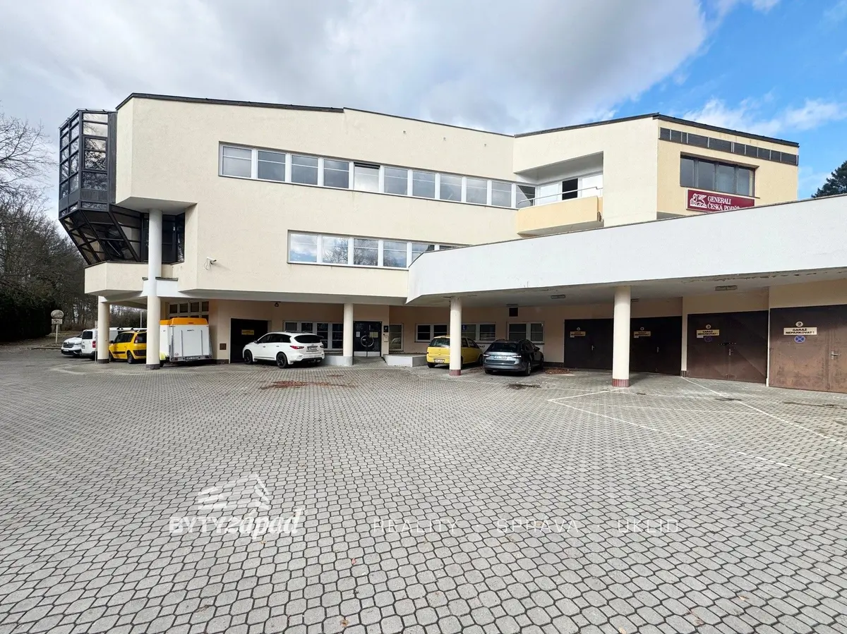 Pronájem komerčního prostoru 115 m², Sadová · Domažlice