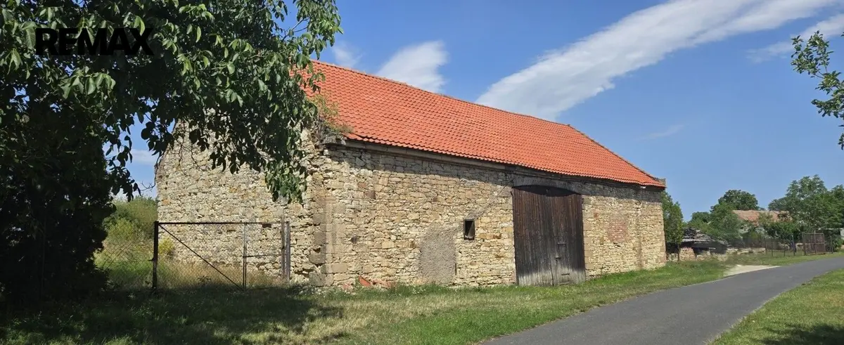 Prodej nemovitosti 238 m², Podbradec · Mšené-lázně