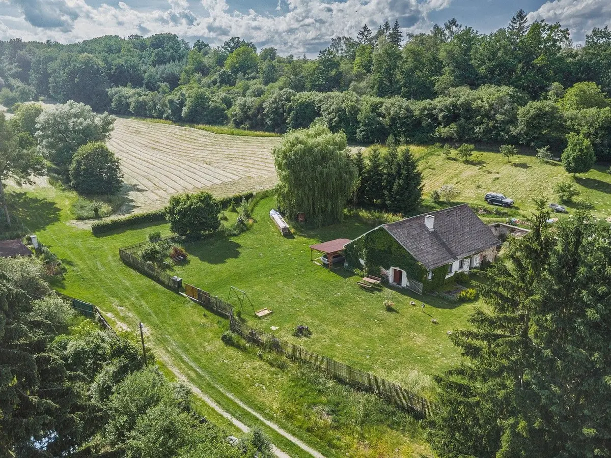 Prodej komerčního prostoru 132 m², Zakšín · Dubá