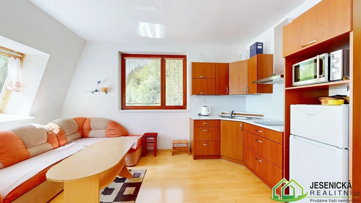 Prodej nemovitosti 60 m², Ostružná