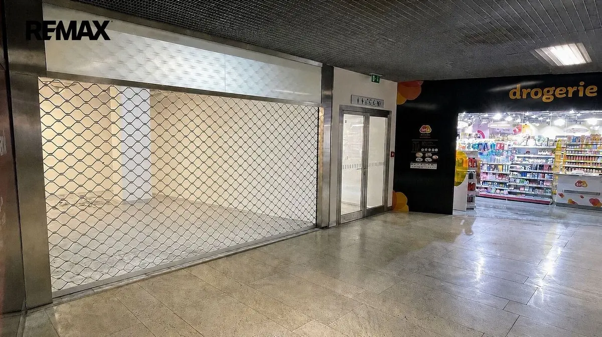 Pronájem komerčního prostoru 84 m², Želetavská · Michle