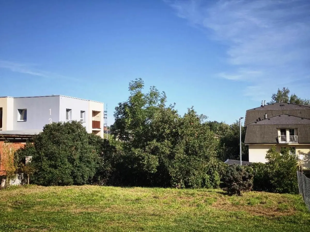 Prodej pozemku 782 m², nám. E. Beneše · Milevsko