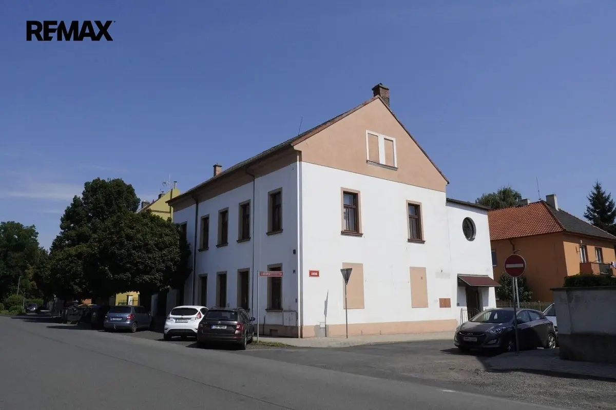 Prodej komerčního prostoru 540 m², Dlouhá · Lovosice
