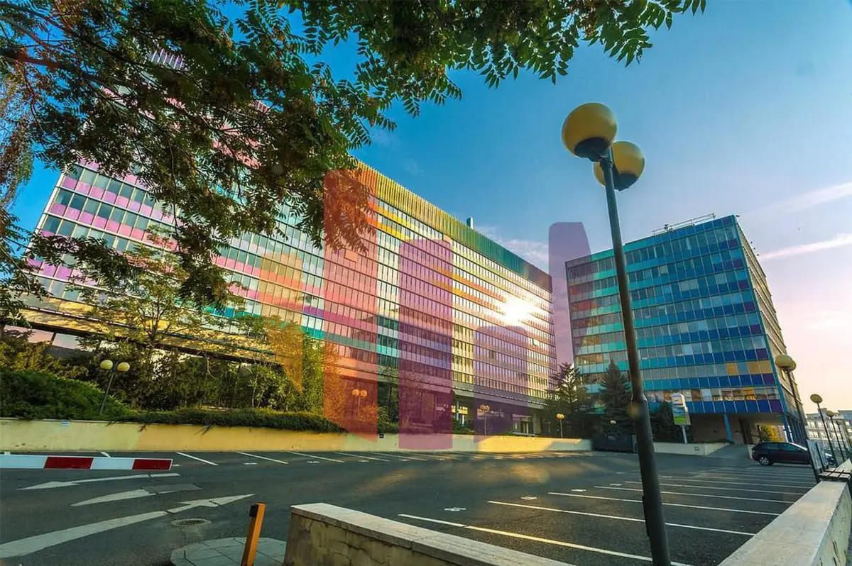 Pronájem komerčního prostoru 116 m², Kodaňská · Vršovice