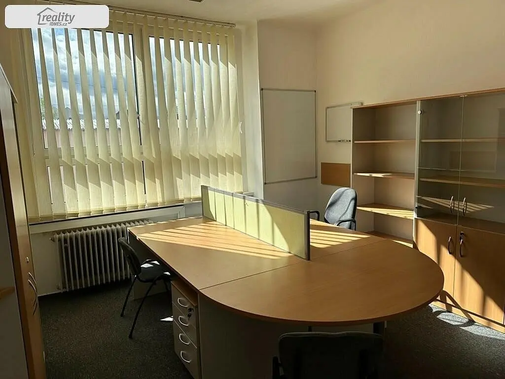 Pronájem komerčního prostoru 30 m², Průmyslová · Boršov nad Vltavou
