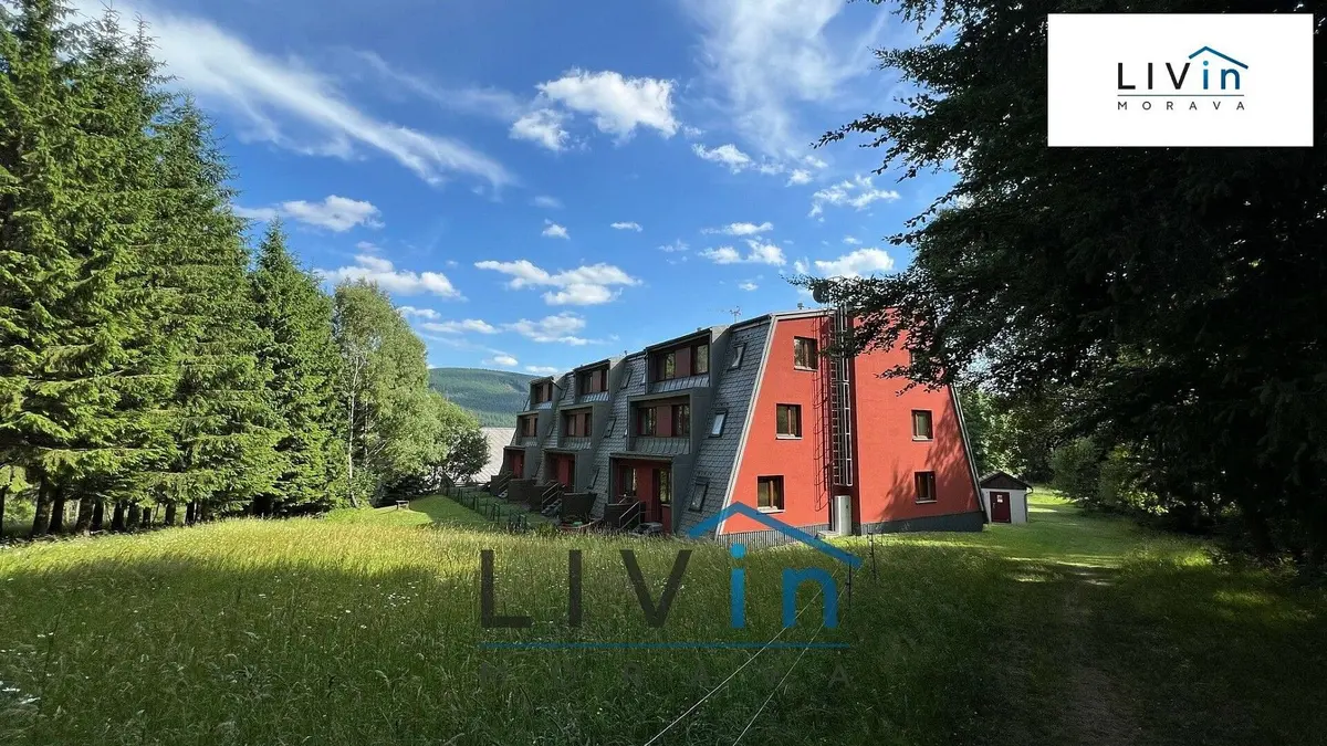 Prodej komerčního prostoru 34 m², Ostružná