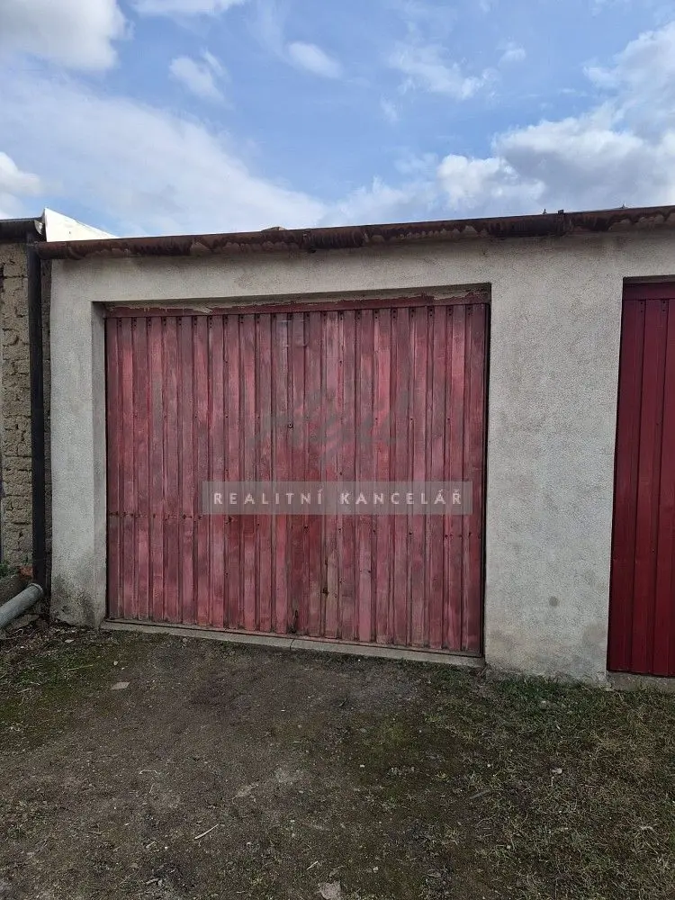 Prodej nemovitosti 18 m², Masarykovo náměstí · Šlapanice u Brna · Šlapanice