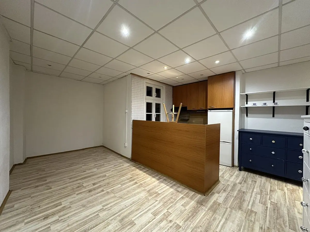 Pronájem bytu 1+kk 28 m², Antonína Macka · Moravská Ostrava · Ostrava