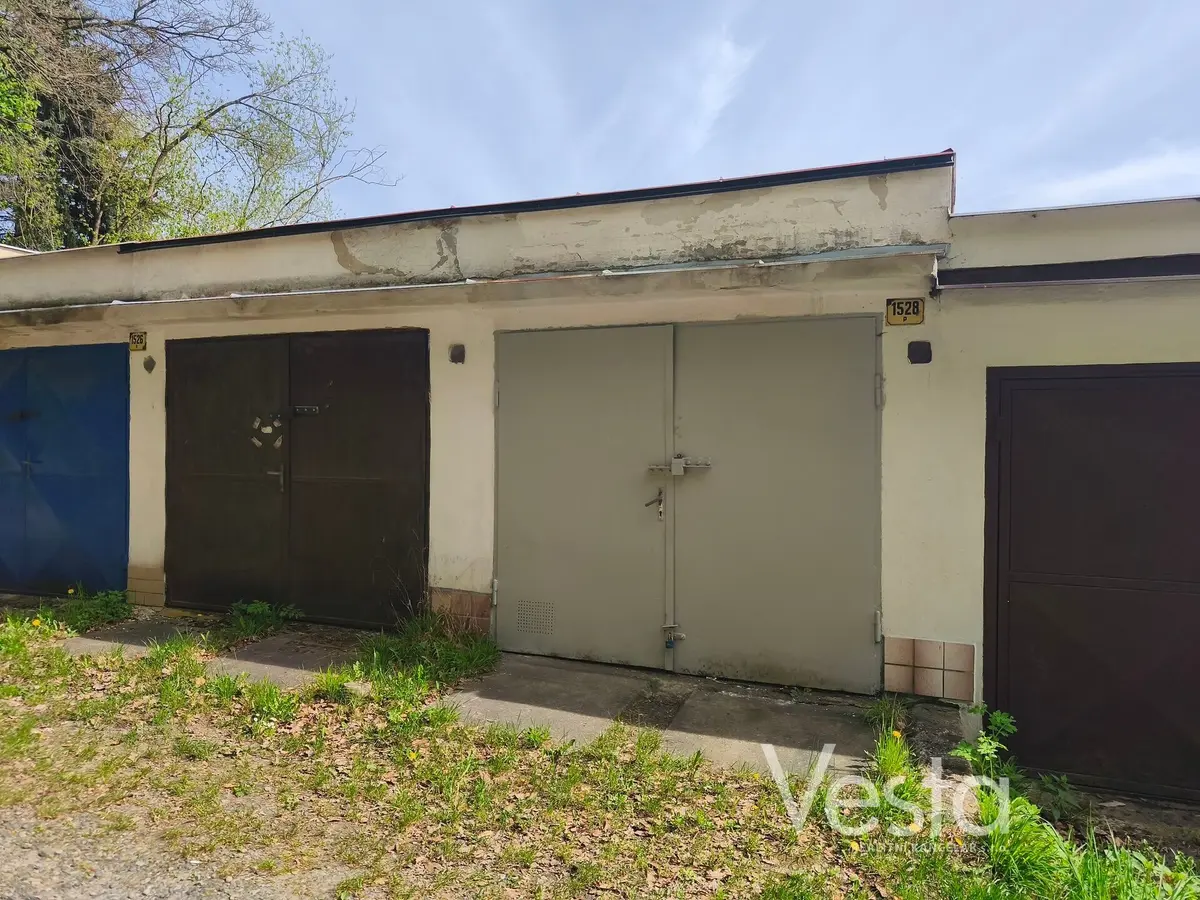 Prodej nemovitosti 19 m², Kamenická · Děčín