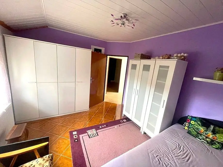 Pronájem bytu 1+kk 16 m², Újezd nad Lesy