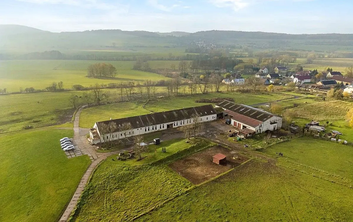 Prodej komerčního prostoru 1241 m², Luční Chvojno · Velké Chvojno
