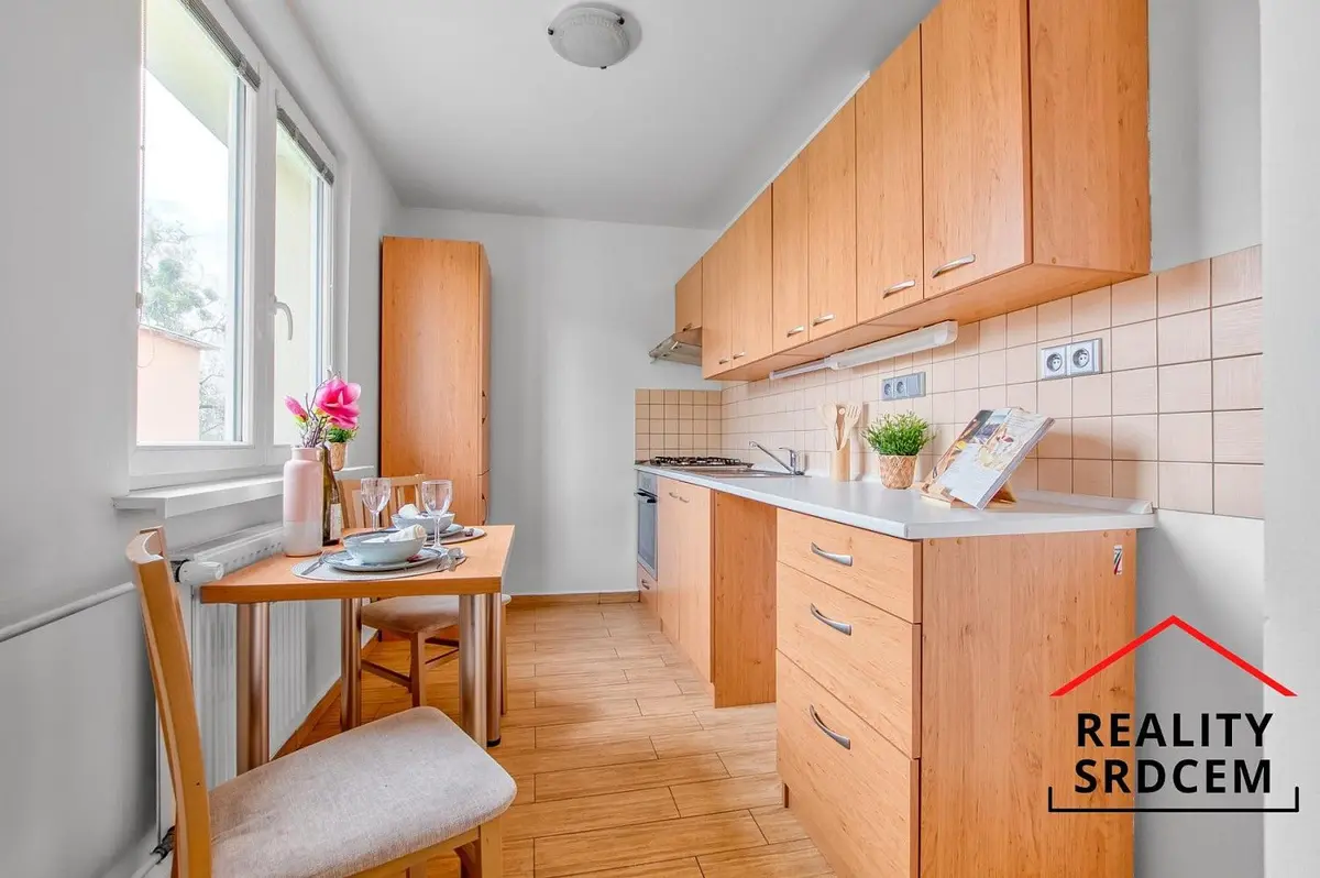 Pronájem bytu 2+1 55 m², Školská · Ráj · Karviná